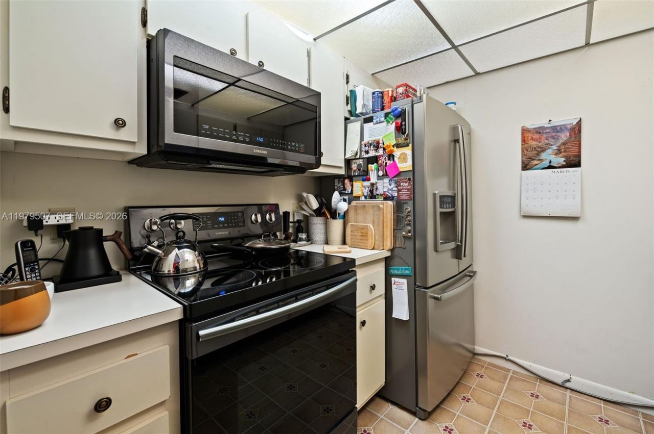 13255 SW 7th Ct, Unit 111D, Pembroke Pines, FL 33027 Photo