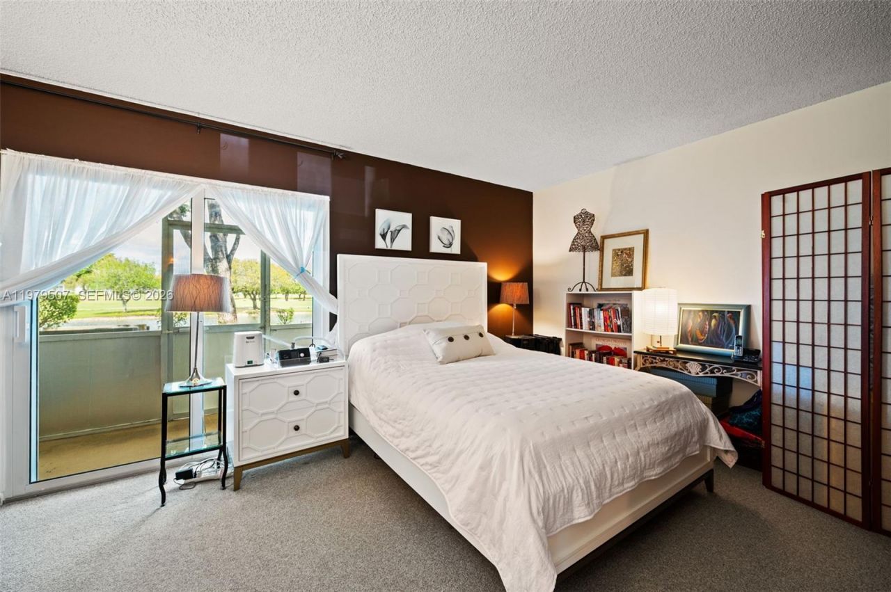 13255 SW 7th Ct, Unit 111D, Pembroke Pines, FL 33027 Photo