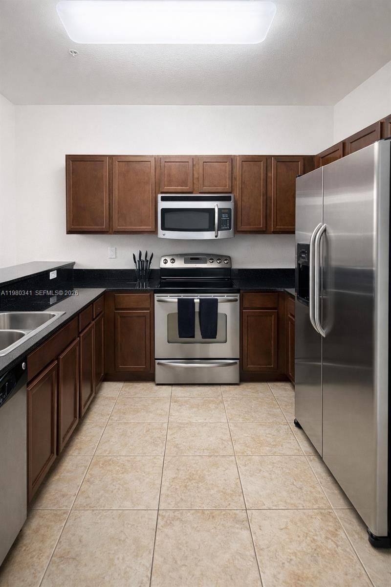 8899 NW 107th Ct, Unit 219, Doral, FL 33178 Photo