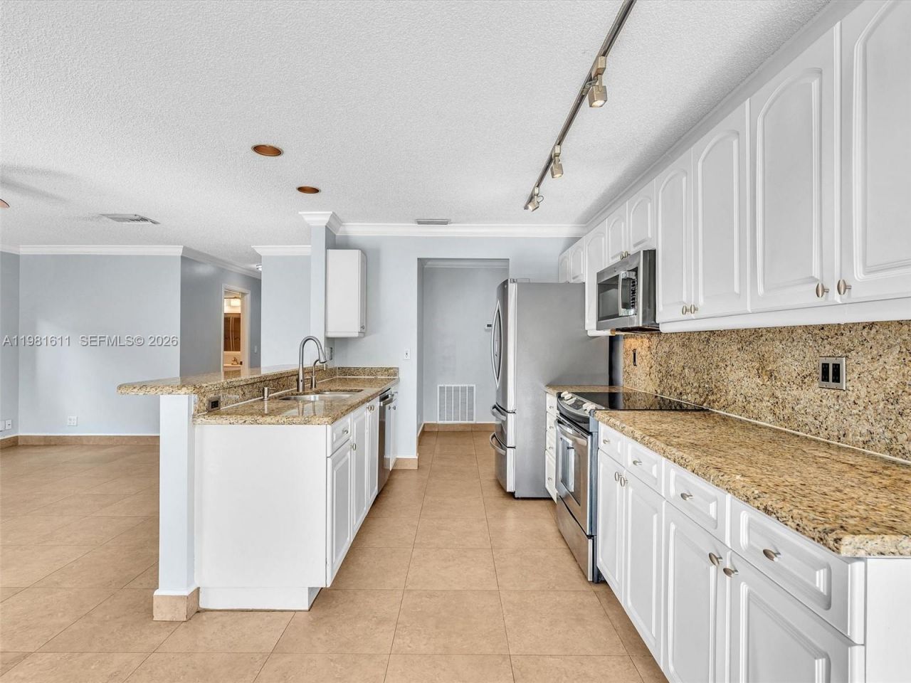 1460 NW 104th Ave, Plantation, FL 33322 Photo