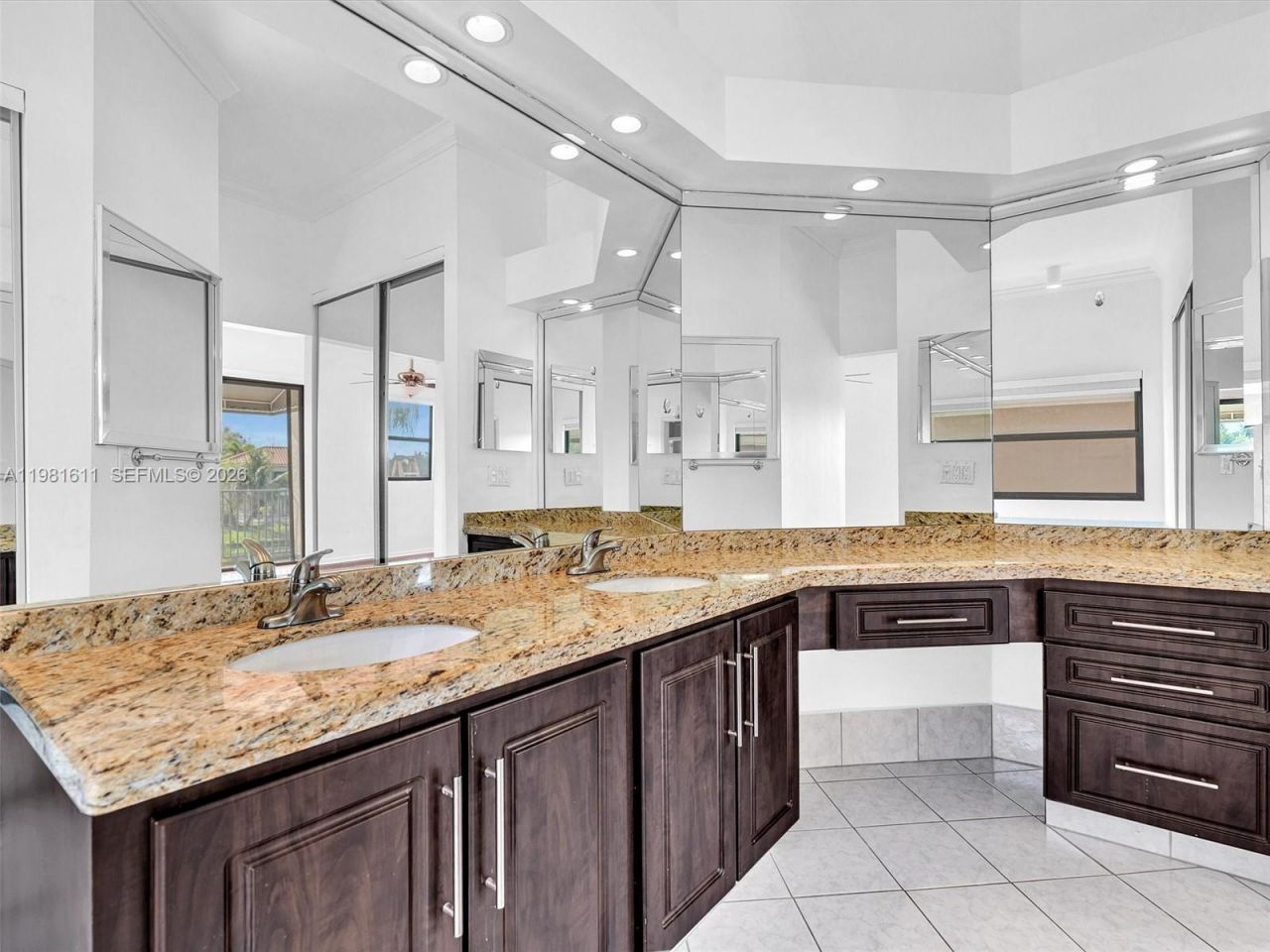 1460 NW 104th Ave, Plantation, FL 33322 Photo