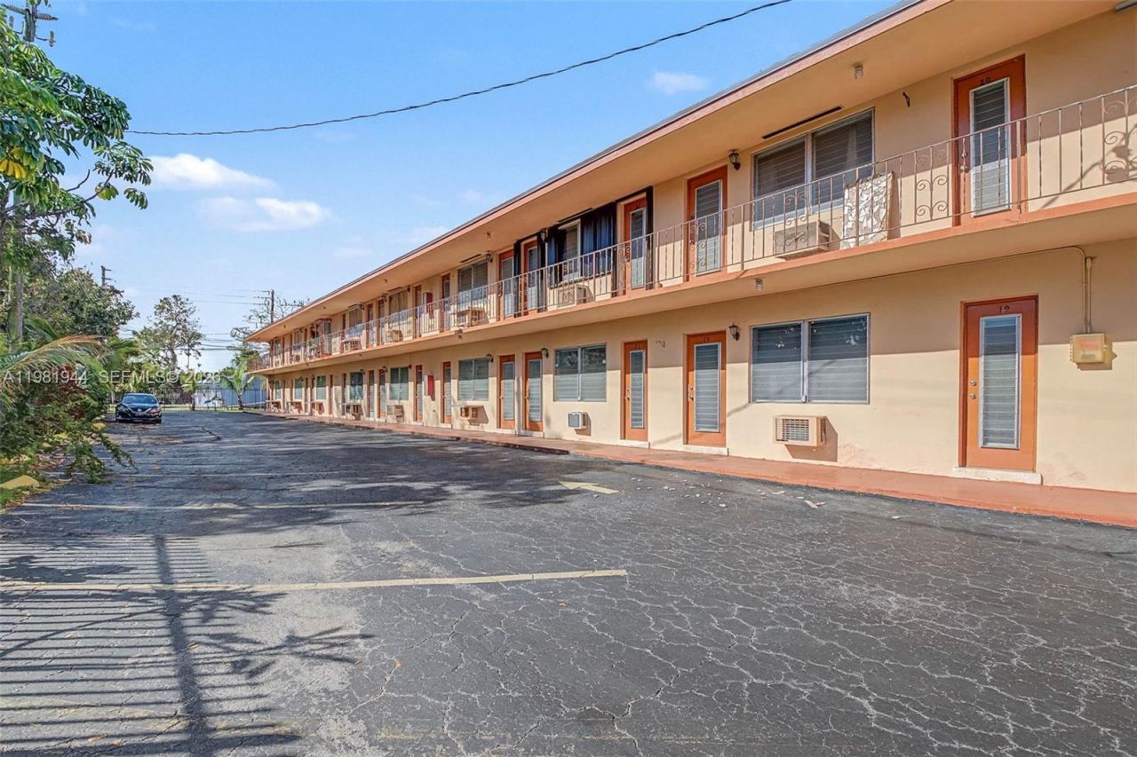 60 NW 79th St , Unit 1, Miami, FL 33150 Photo