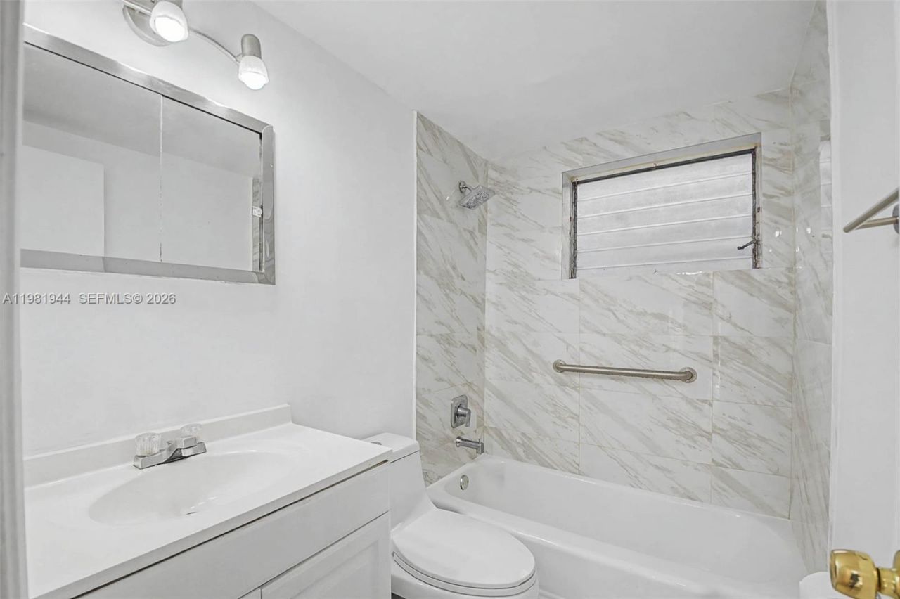 60 NW 79th St , Unit 1, Miami, FL 33150 Photo