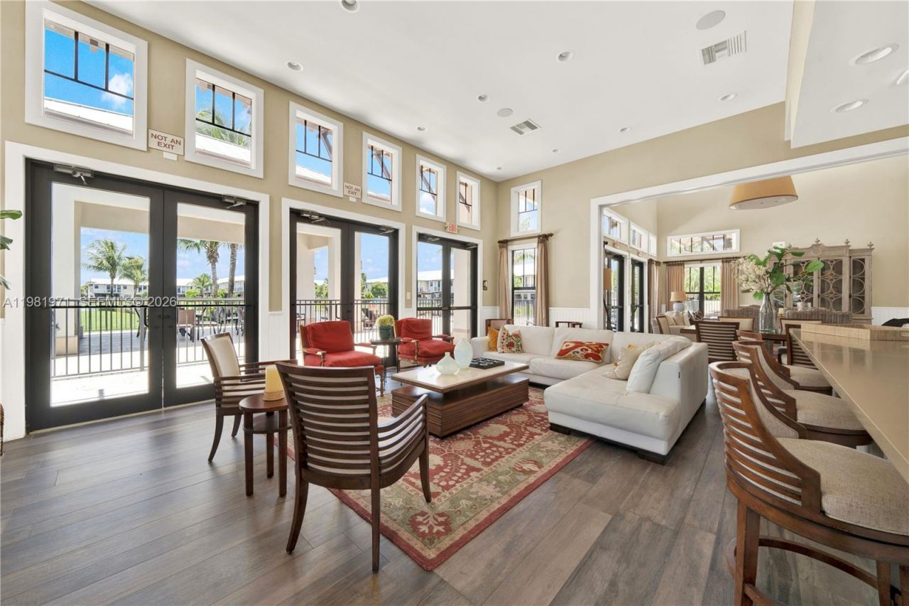 5880 NW 104th Path , Doral, FL 33178 Photo