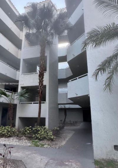 8205 SW 152nd Ave , Unit F-102, Miami, FL 33193 Photo