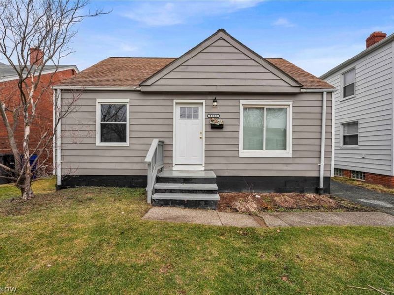 4561 W 148th Street, Cleveland, OH 44135 Photo 1