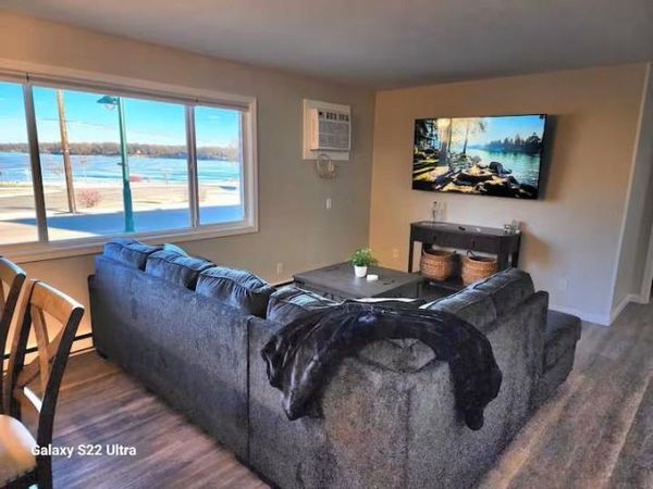 114 Lake Avenue S, Unit 16, Spicer, MN 56288