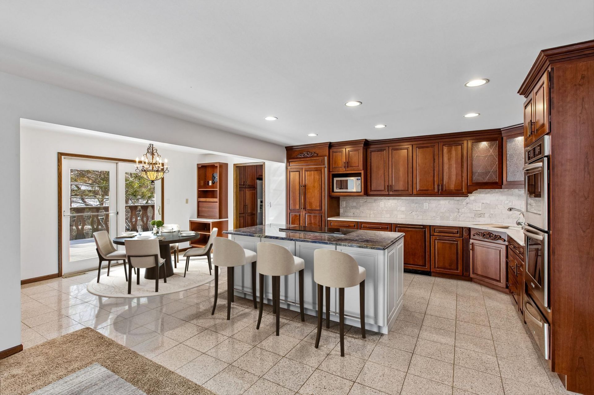 205 Hillcrest Court, Burnsville, MN 55337