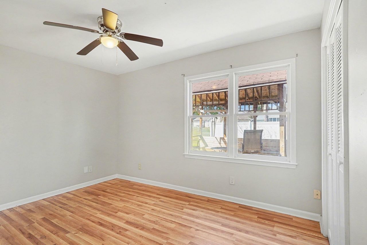 575 Circle Dr. Photo 20