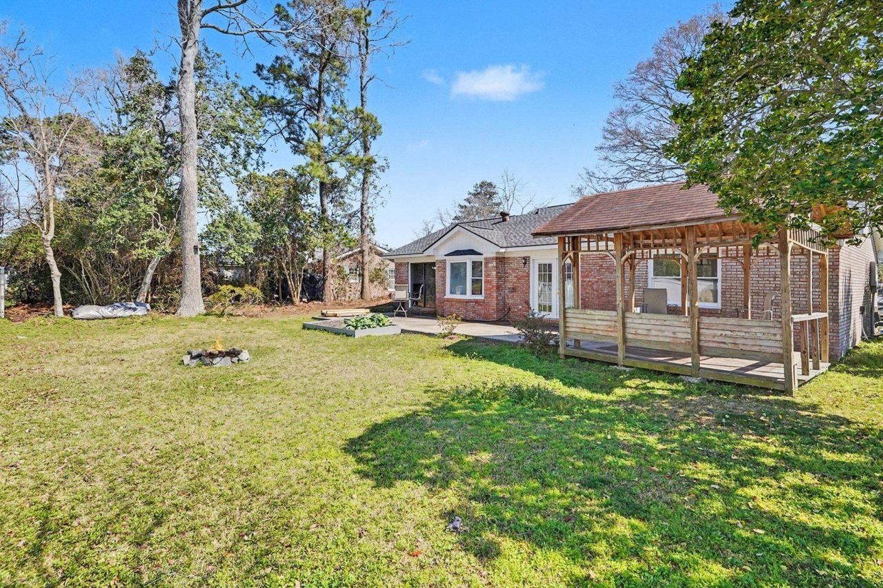 575 Circle Dr. Photo 28