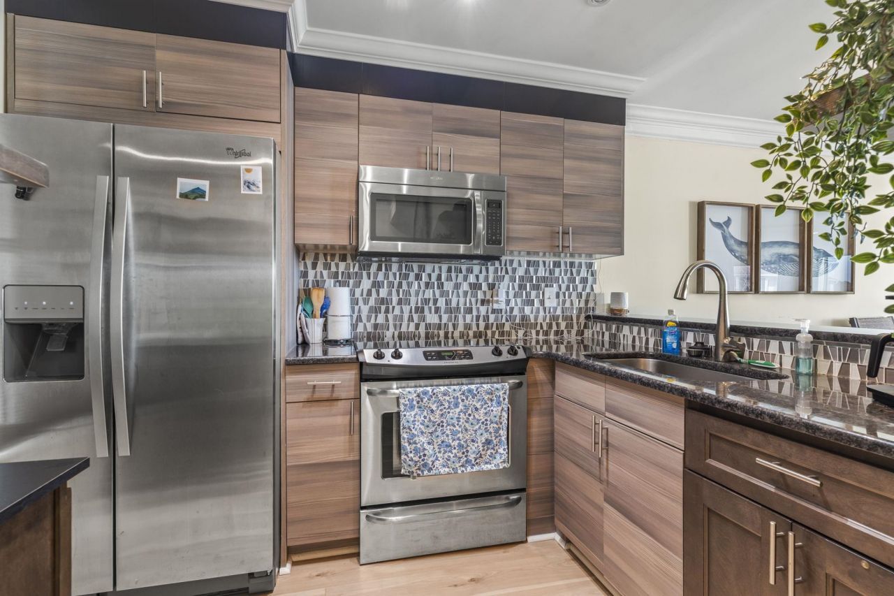 4560 Greenbriar Dr. Photo 12