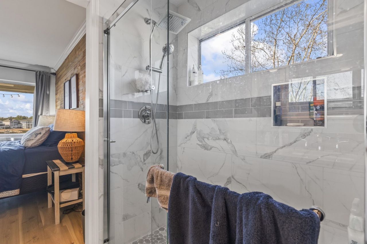 4560 Greenbriar Dr. Photo 24