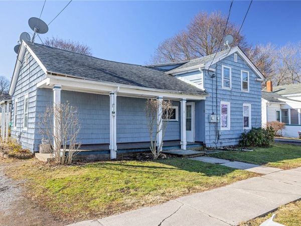 17 Buffalo Street, Bergen, NY 14416