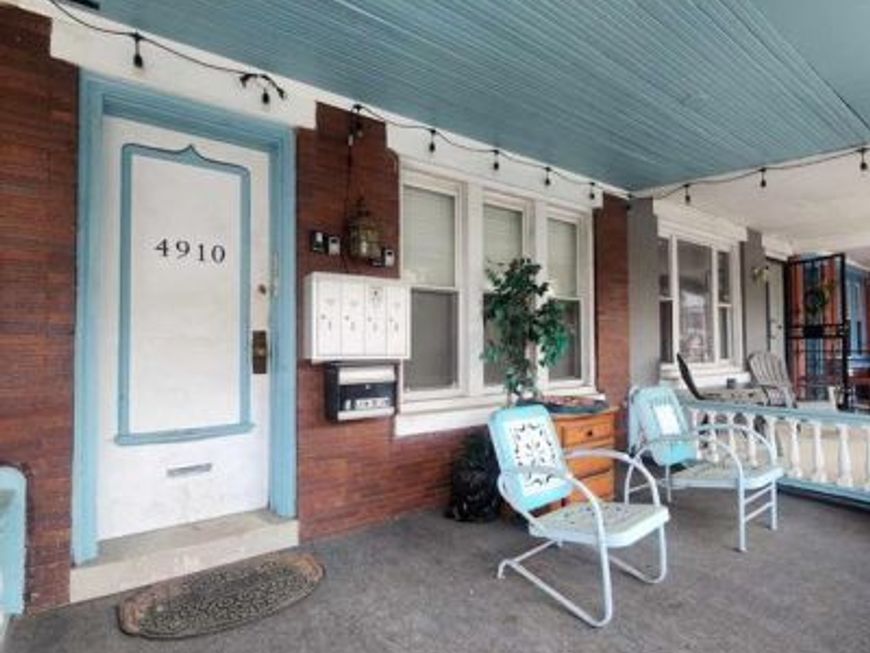 4910 00 Chestnut Street , Unit 1F, Philadelphia, PA 19139 Main Photo