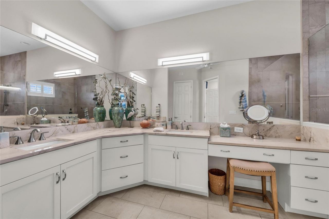 6224 Signature Pointe Lane, Bradenton, FL 34210 Photo