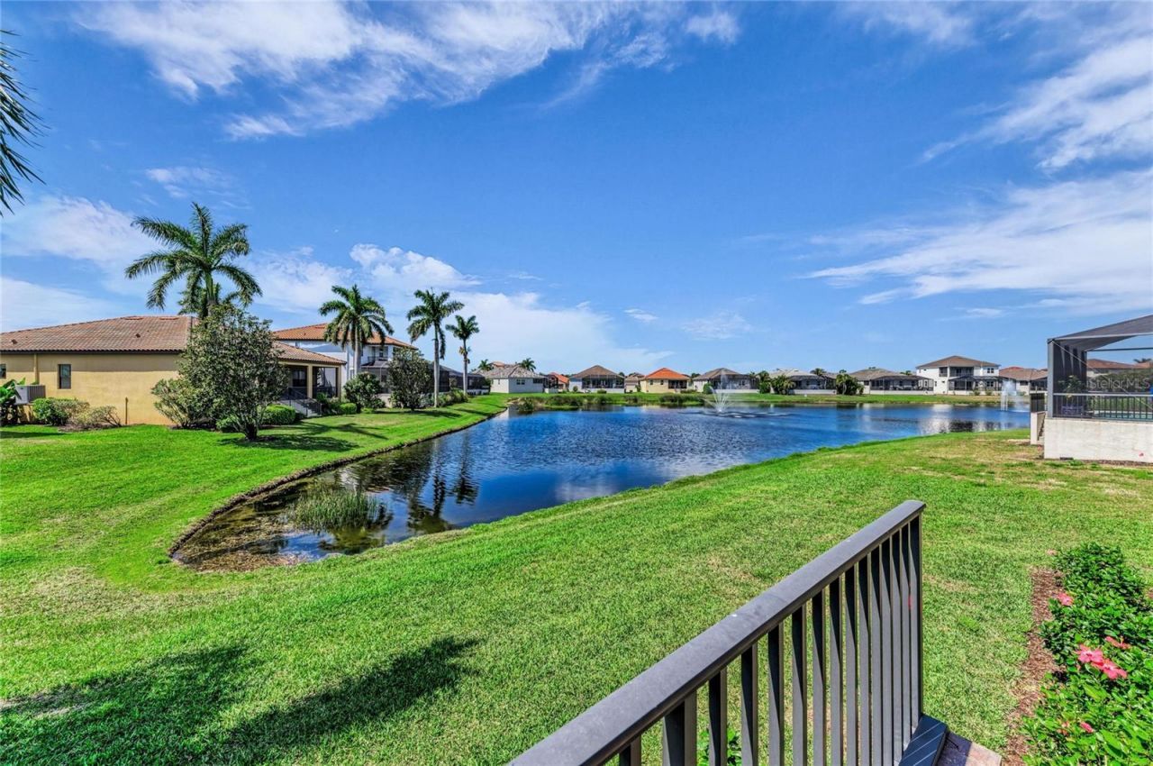 6224 Signature Pointe Lane, Bradenton, FL 34210 Photo