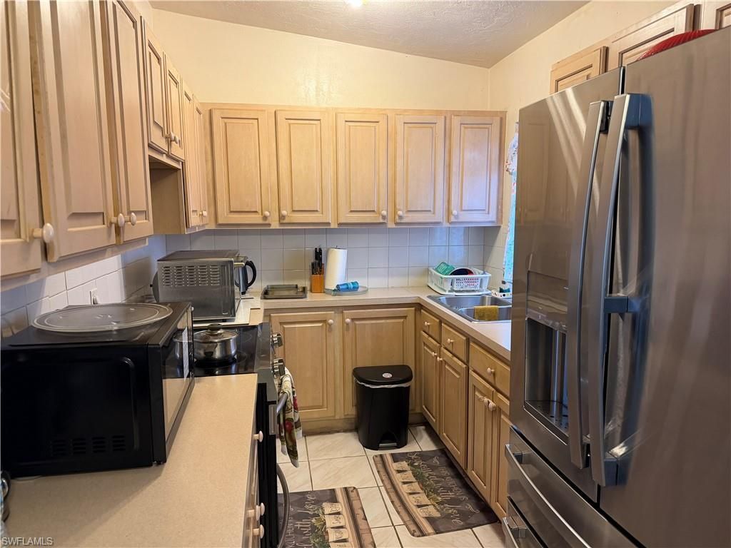 32 Roanoke Dr , Fort Myers, FL 33905 Photo