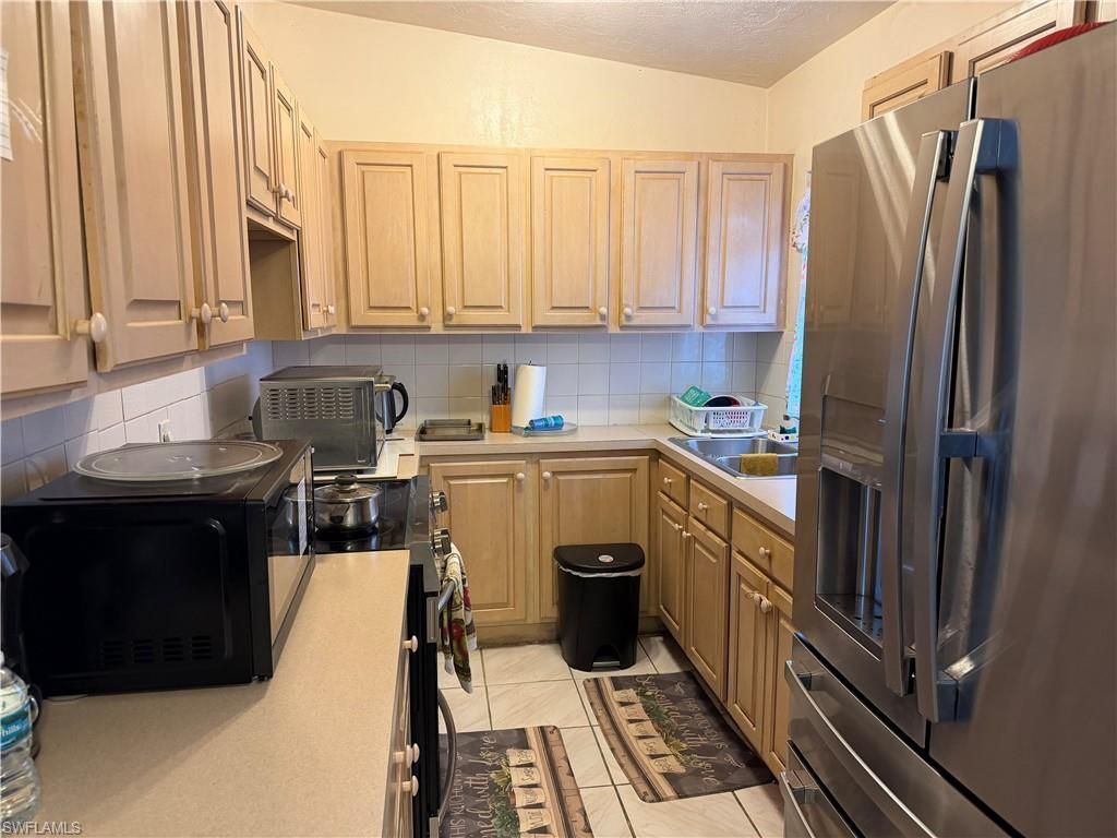 32 Roanoke Dr, Fort Myers, FL 33905 Photo