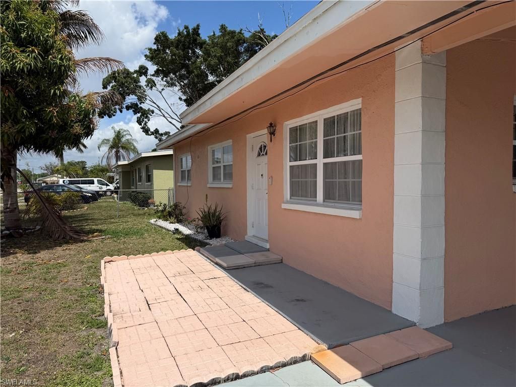 32 Roanoke Dr, Fort Myers, FL 33905 Photo