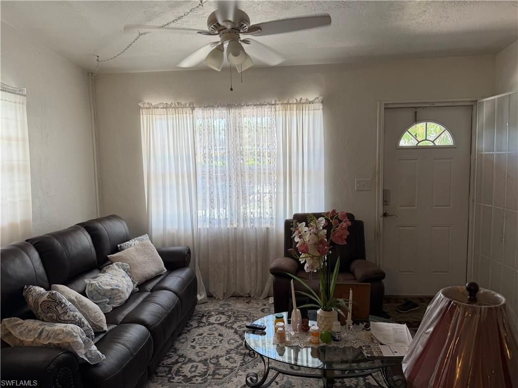 32 Roanoke Dr , Fort Myers, FL 33905 Photo