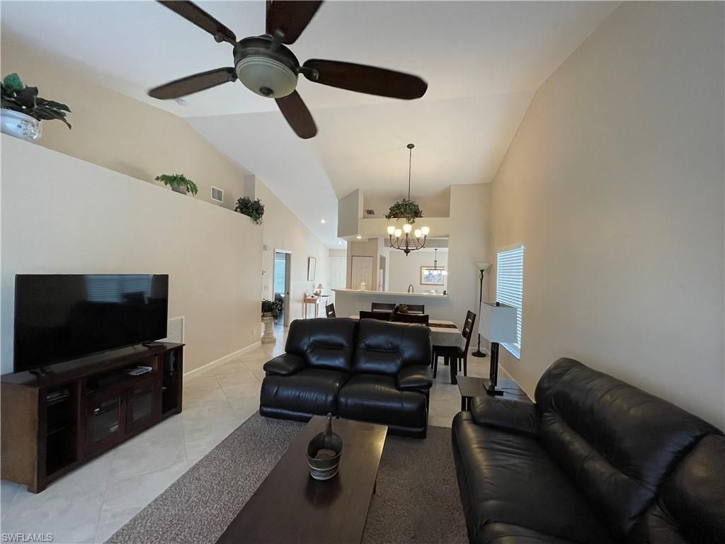 440 Wiggins Lake Ct, Unit 201, Naples, FL 34110 Photo