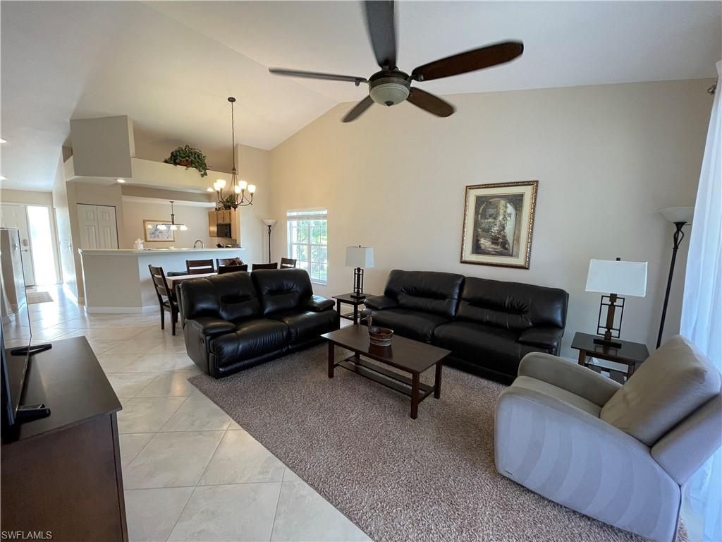 440 Wiggins Lake Ct, Unit 201, Naples, FL 34110 Photo