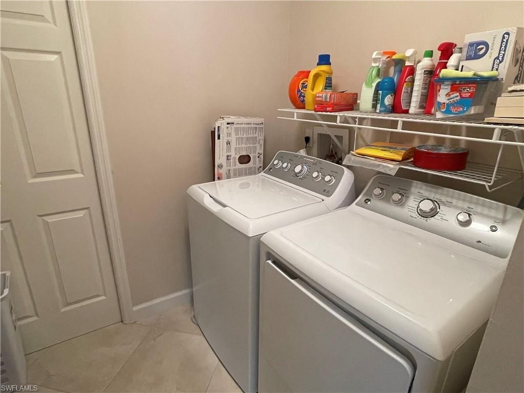 440 Wiggins Lake Ct, Unit 201, Naples, FL 34110 Photo