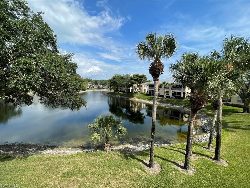 440 Wiggins Lake Ct, Unit 201, Naples, FL 34110 Photo