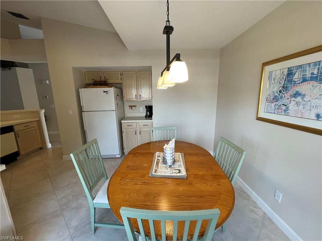 440 Wiggins Lake Ct, Unit 201, Naples, FL 34110 Photo