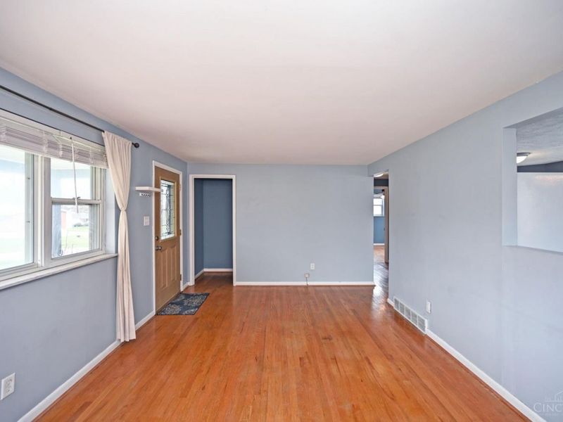 268 Shirljune Drive, Reading, OH 45215 Photo 7