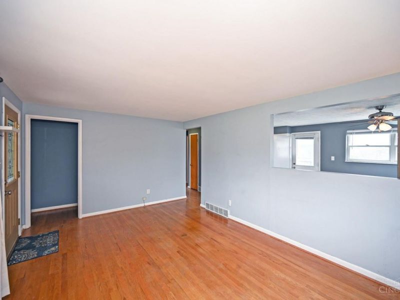 268 Shirljune Drive, Reading, OH 45215 Photo 8