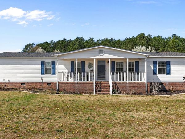 6112 Us 117, Lucama, NC 27851