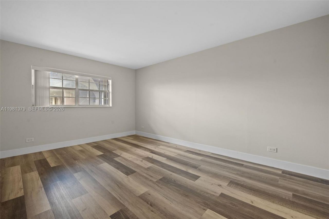 8107 SW 72nd Ave, Unit 410E, Miami, FL 33143 Photo