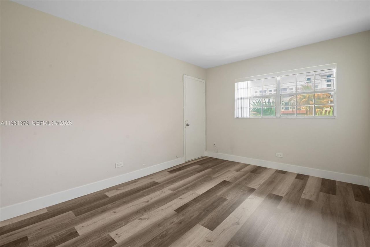 8107 SW 72nd Ave, Unit 410E, Miami, FL 33143 Photo