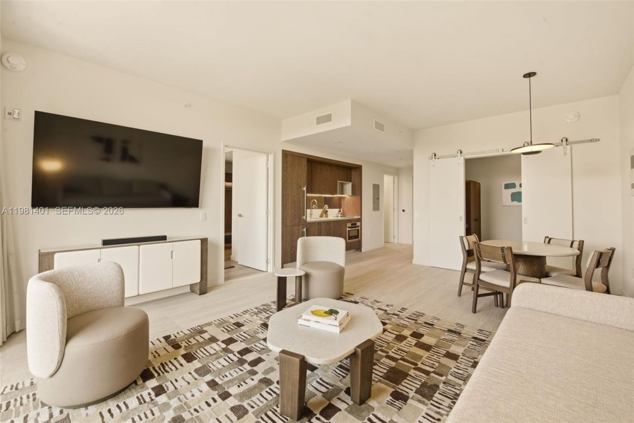 1611 SW 2nd Avenue, Unit 301, Miami, FL 33129 Photo