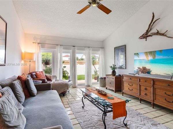 19994 NE 5th Ct, Unit 3C, Miami, FL 33179