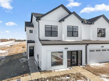 1012 130th Court E, Rosemount, MN 55068