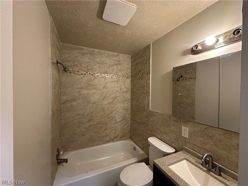 3020 Northgate Avenue, Liberty, OH 44505 Photo 5