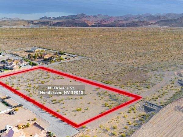 N Orleans Street , Henderson, NV 89015