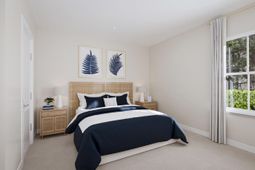 208 E Branch Drive photo 4