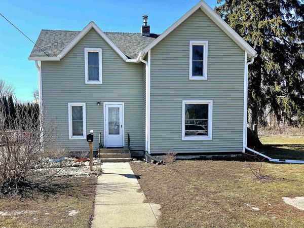 404 Worth Street, Ackley, IA 50601