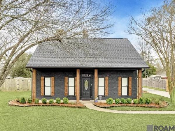 9210 Gary St, Denham Springs, LA 70726