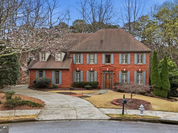 2910 Leeds Garden Lane, Alpharetta, GA 30022