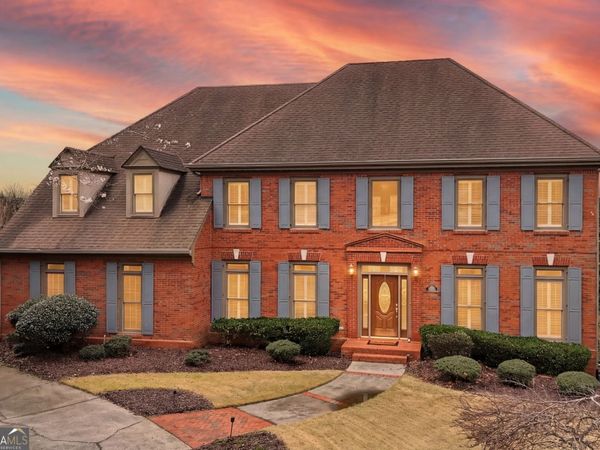 2910 Leeds Garden Lane, Alpharetta, GA 30022