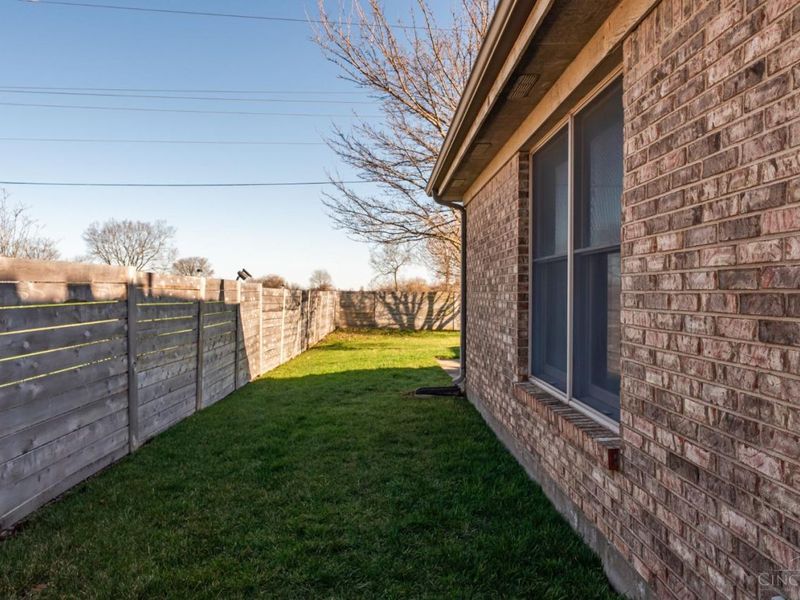 1501 Rockleigh Road, Washington Township, OH 45458 Photo 37