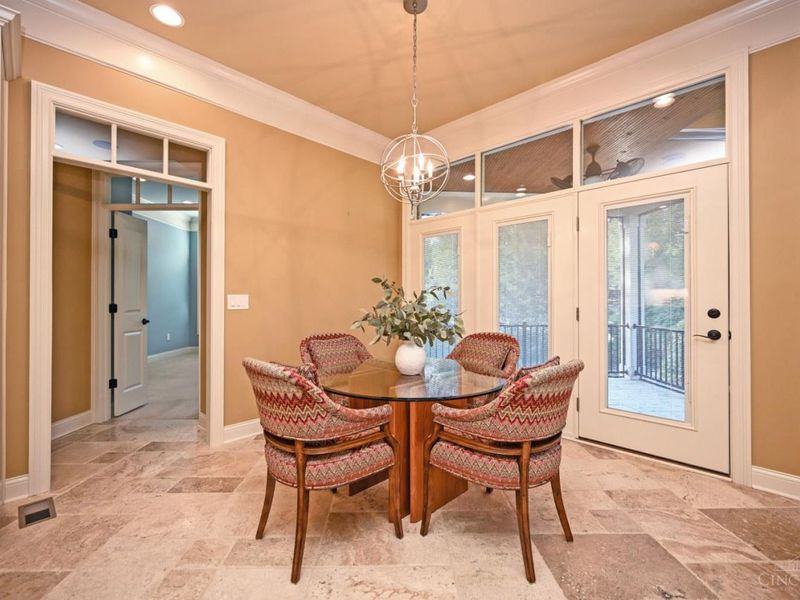 6713 Harbour Town Drive, West Chester, OH 45069 Photo 10