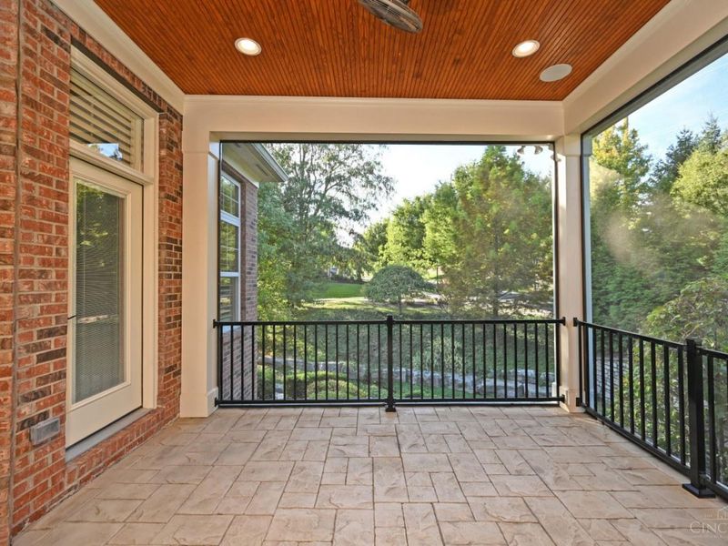 6713 Harbour Town Drive, West Chester, OH 45069 Photo 13