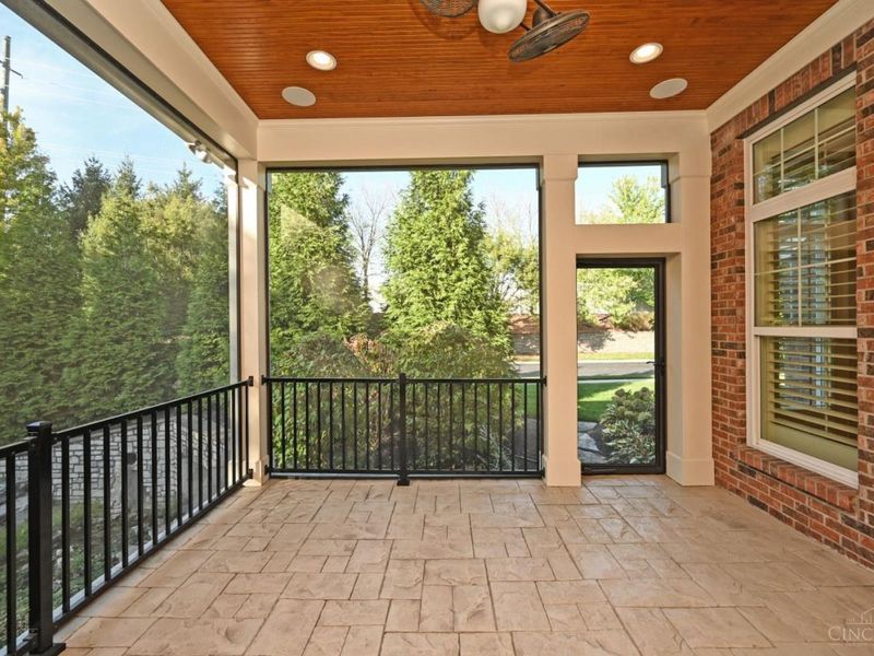 6713 Harbour Town Drive, West Chester, OH 45069 Photo 15