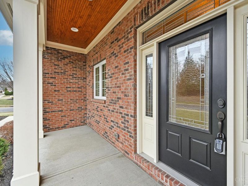 6713 Harbour Town Drive, West Chester, OH 45069 Photo 2