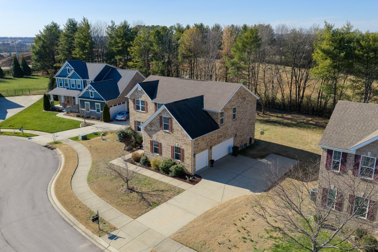 629 Goodman Dr, Gallatin, TN 37066 Main Photo